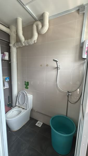 947 Jurong West Street 91, 947 Jurong West Street 91, 3 Bedrooms, 1,130 sqft, HDB Flat For Sale, by Kenneth Wong, 500228674 - Bathroom - PropertyGuru.com.sg