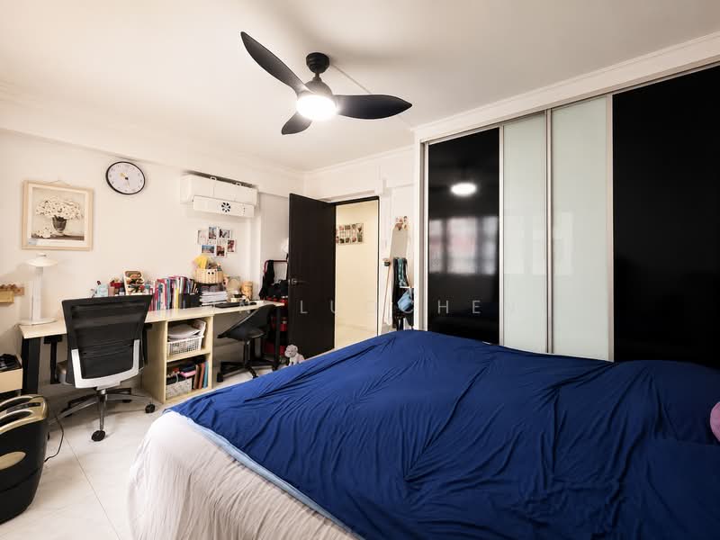 461 Jurong West Street 41, 461 Jurong West Street 41, 3 Bedrooms, 1,302 sqft, HDB Flat For Sale, by Lin LuoChen, 500228679 - Bedroom - PropertyGuru.com.sg