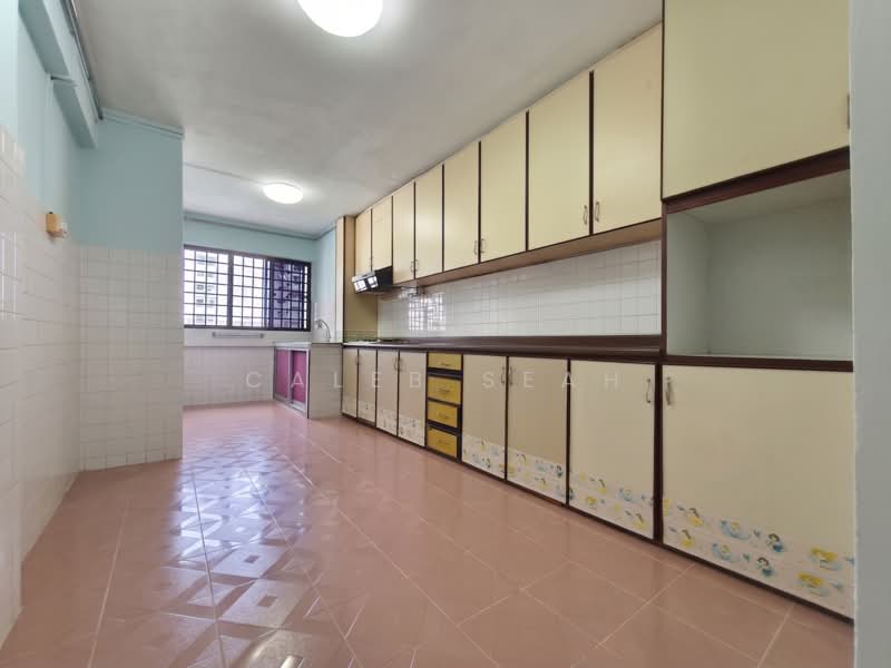 161 Yishun Street 11, 161 Yishun Street 11, 3 Bedrooms, 1,065 sqft, HDB Flat For Sale, by Caleb Seah, 500228688 - Kitchen - PropertyGuru.com.sg