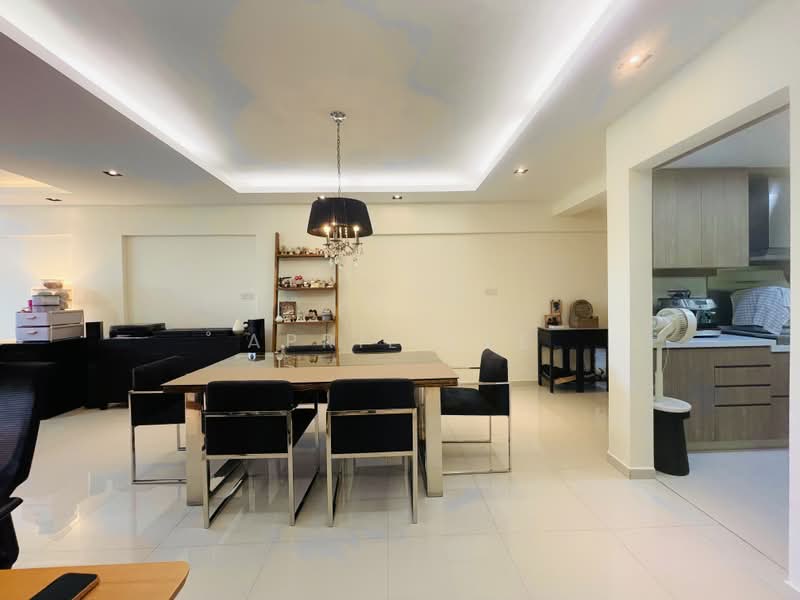 Orchid Park Condominium, 95 Yishun Street 81, 3 Bedrooms, 1,249 sqft, Condominium For Sale, by April Lee, 500228689 - Dining Room - PropertyGuru.com.sg