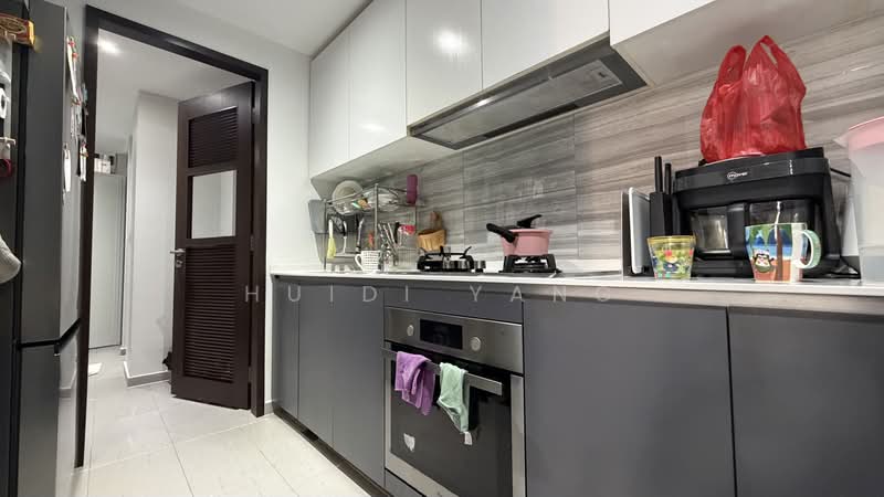 The Brownstone, 156 Canberra Drive, 3 Bedrooms, 990 sqft, Executive Condominium For Sale, by Huidi Yang, 500228692 - Kitchen - PropertyGuru.com.sg