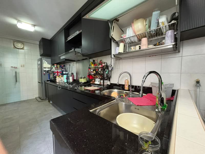 178 Edgefield Plains, 178 Edgefield Plains, 3 Bedrooms, 1,184 sqft, HDB Flat For Sale, by Dennis Lim, 500228693 - Kitchen - PropertyGuru.com.sg