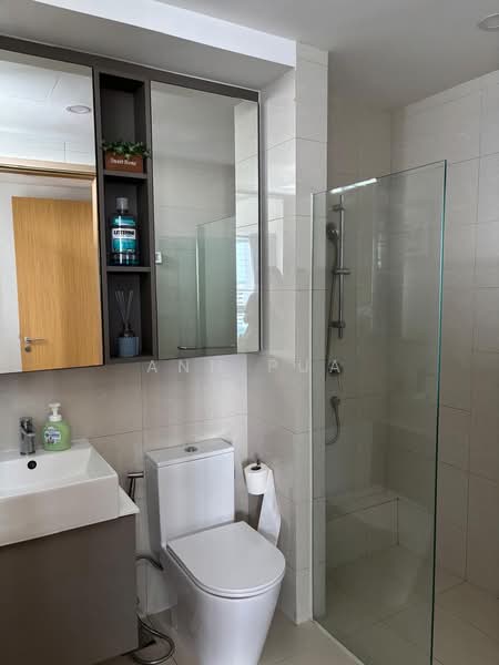 SkyPark Residences, Sembawang Drive, 3 Bedrooms, 1,152 sqft, Executive Condominium For Sale, by Ann Pua, 500228695 - Bathroom - PropertyGuru.com.sg
