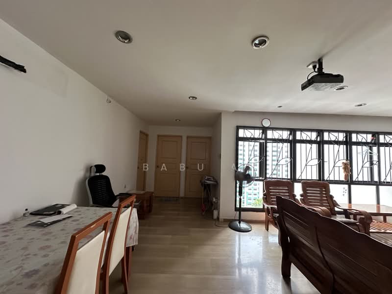 SUPER C.H.E.A.P - HDB 5 Room HDB for SALE, , 3 Bedrooms, 1,184 sqft, HDB Flat For Sale, by Babu A, 500228707 - Living Room - PropertyGuru.com.sg