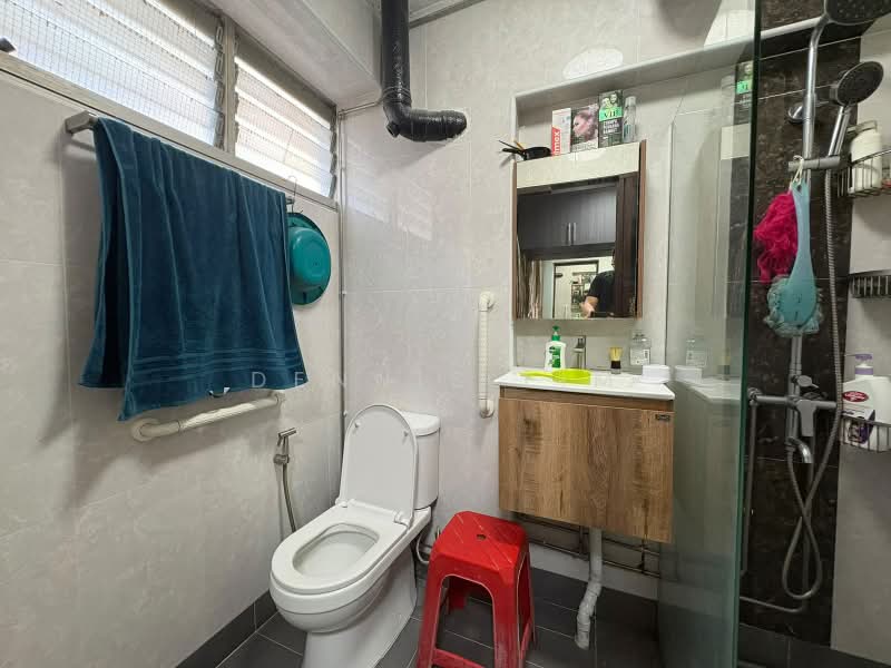 306 Yishun Central, 306 Yishun Central, 3 Bedrooms, 1,313 sqft, HDB Flat For Sale, by Dennis Lim, 500228709 - Bathroom - PropertyGuru.com.sg