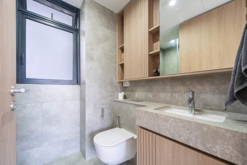 KI Residences At Brookvale, 2 Brookvale Drive, 3 Bedrooms, 980 sqft, Condominium For Sale, by Jesslyn Kwong, 500228712 - Bathroom - PropertyGuru.com.sg