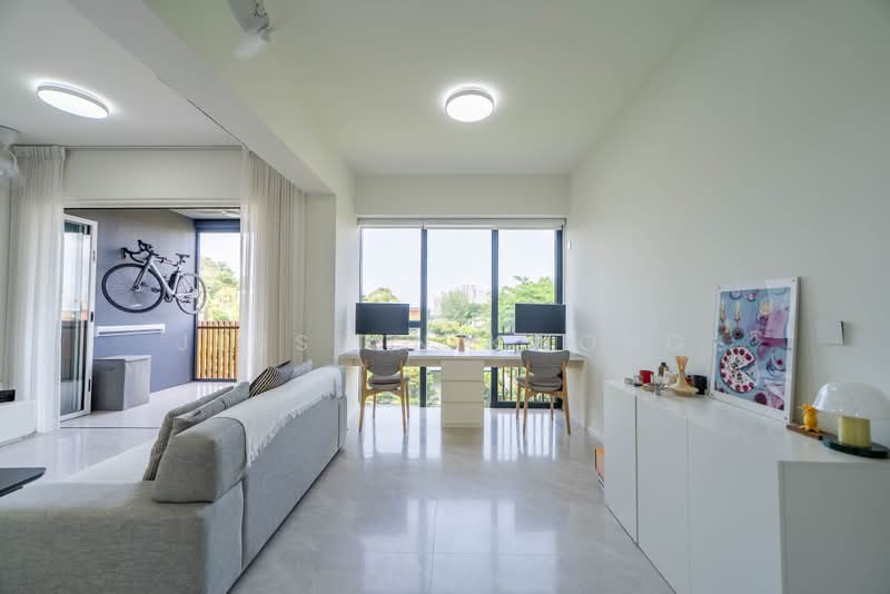 KI Residences At Brookvale, 2 Brookvale Drive, 3 Bedrooms, 980 sqft, Condominium For Sale, by Jesslyn Kwong, 500228712 - Living Room - PropertyGuru.com.sg