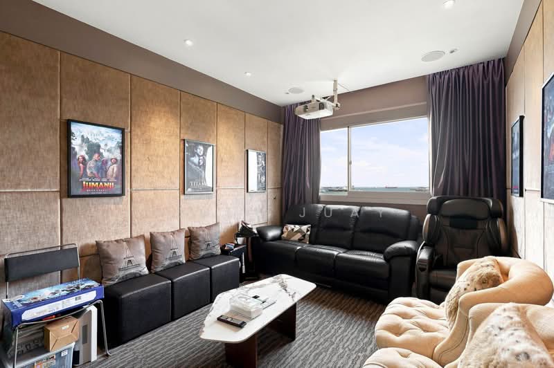 Neptune Court, 1 Marine Vista, 3 Bedrooms, 1,636 sqft, Apartment For Sale, by Teddy Juay, 500228714 - Living Room - PropertyGuru.com.sg