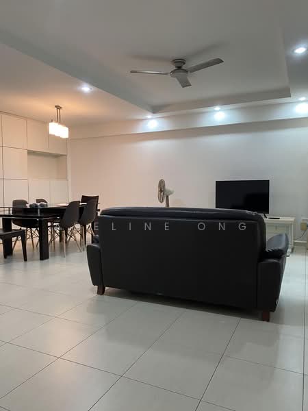 684C Choa Chu Kang Crescent, 684C Choa Chu Kang Crescent, 3 Bedrooms, 1,184 sqft, HDB Flat For Sale, by Adeline Ong, 500228716 - Living Room - PropertyGuru.com.sg