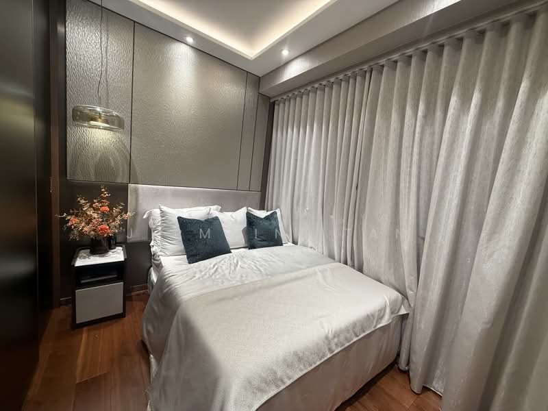 Chuan Park, 240 Lorong Chuan, 3 Bedrooms, 1,206 sqft, Condominium For Sale, by Jermaine Tan, 500228718 - Bedroom - PropertyGuru.com.sg