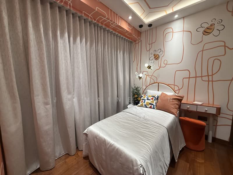 Chuan Park, 240 Lorong Chuan, 3 Bedrooms, 1,206 sqft, Condominium For Sale, by Jermaine Tan, 500228718 - Bedroom - PropertyGuru.com.sg