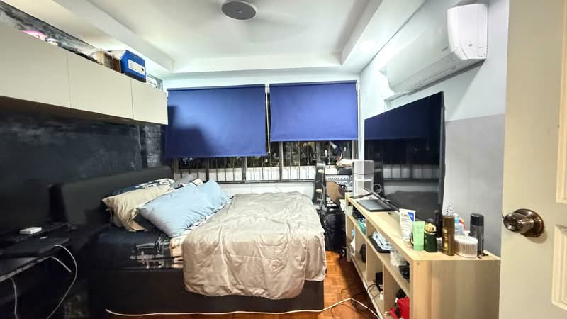 214 Lorong 8 Toa Payoh, 214 Lorong 8 Toa Payoh, 3 Bedrooms, 883 sqft, HDB Flat For Sale, by James Yeo, 500228723 - Bedroom - PropertyGuru.com.sg