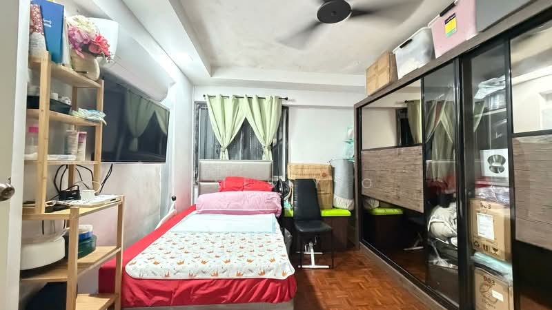 214 Lorong 8 Toa Payoh, 214 Lorong 8 Toa Payoh, 3 Bedrooms, 883 sqft, HDB Flat For Sale, by James Yeo, 500228723 - Bedroom - PropertyGuru.com.sg