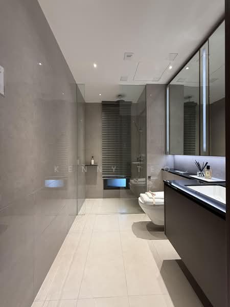 One Marina Gardens, 1 Marina Garden Lane, 4 Bedrooms, 1,647 sqft, Condominium For Sale, by Kenny Teo, 500228726 - Bathroom - PropertyGuru.com.sg