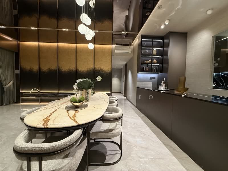One Marina Gardens, 1 Marina Garden Lane, 4 Bedrooms, 1,647 sqft, Condominium For Sale, by Kenny Teo, 500228726 - Dining Room - PropertyGuru.com.sg