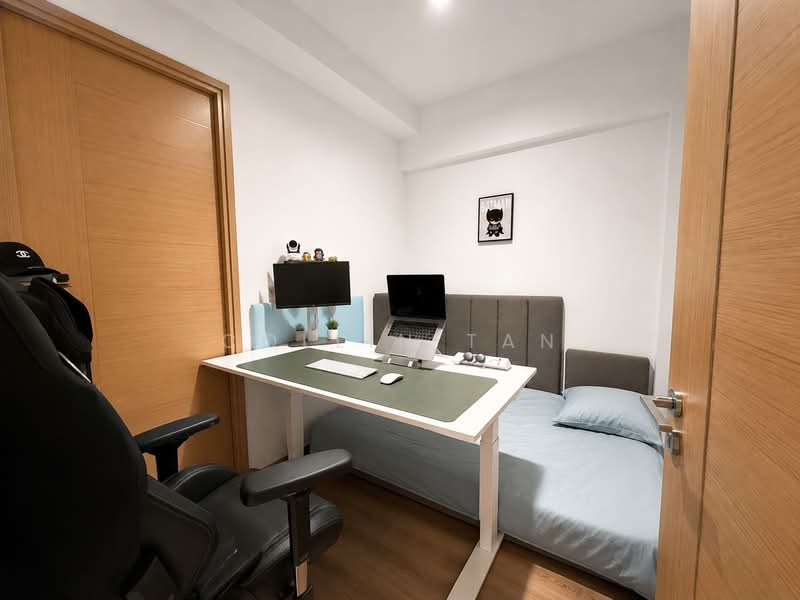 Coco Palms, 21 Pasir Ris Grove, 4 Bedrooms, 1,259 sqft, Condominium For Sale, by Collin Tan, 500228728 - Bedroom - PropertyGuru.com.sg