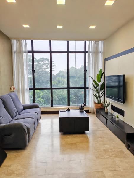 Regent Heights, 50 Bukit Batok East Avenue 5, 3 Bedrooms, 1,023 sqft, Condominium For Sale, by Kelly Chua, 500228729 - Living Room - PropertyGuru.com.sg