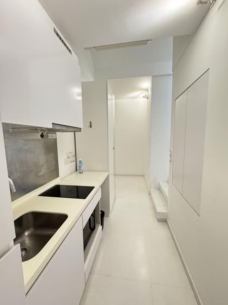 #1 Suites (One Suites), 1 Lorong 20 Geylang, Room Rental, 250 sqft, Condominium For Rent, by Andi Ho, 500228735 - Kitchen - PropertyGuru.com.sg