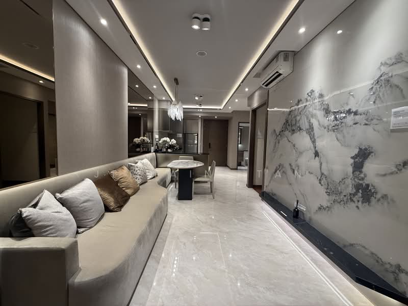 Chuan Park, 240 Lorong Chuan, 2 Bedrooms, 743 sqft, Condominium For Sale, by Jermaine Tan, 500228737 - Living Room - PropertyGuru.com.sg
