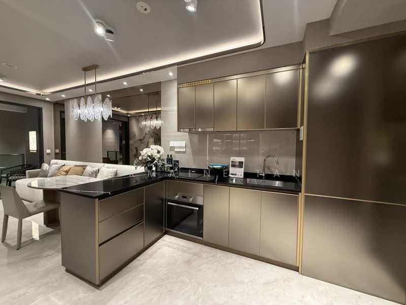 Chuan Park, 240 Lorong Chuan, 2 Bedrooms, 743 sqft, Condominium For Sale, by Jermaine Tan, 500228737 - Kitchen - PropertyGuru.com.sg