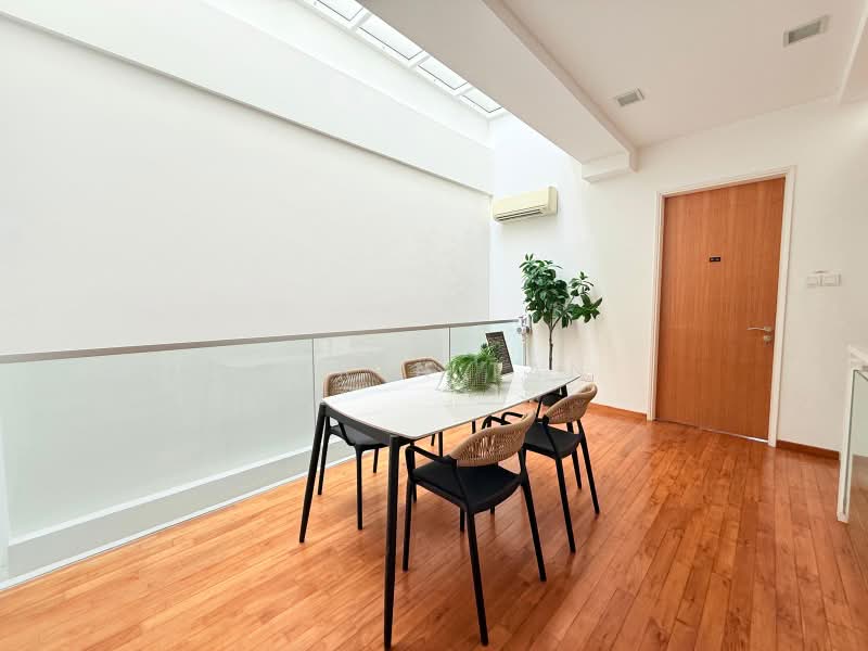 70a grove drive, , Room Rental, 300 sqft, Terraced House For Rent, by Karen Tan, 500228746 - Dining Room - PropertyGuru.com.sg
