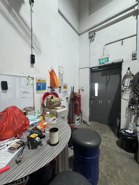 Eco-Tech @ Sunview, 1 Sunview Road, 2,605 sqft, Light Industrial (B1) For Sale, by Theresa THY, 500228751 - Interior - CommercialGuru.com.sg