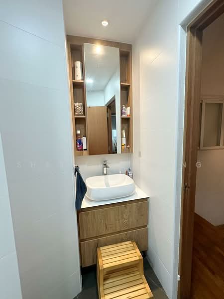 236 Lorong 1 Toa Payoh, 236 Lorong 1 Toa Payoh, 3 Bedrooms, 1,625 sqft, HDB Flat For Sale, by Sharlene Chang, 500228758 - Bathroom - PropertyGuru.com.sg