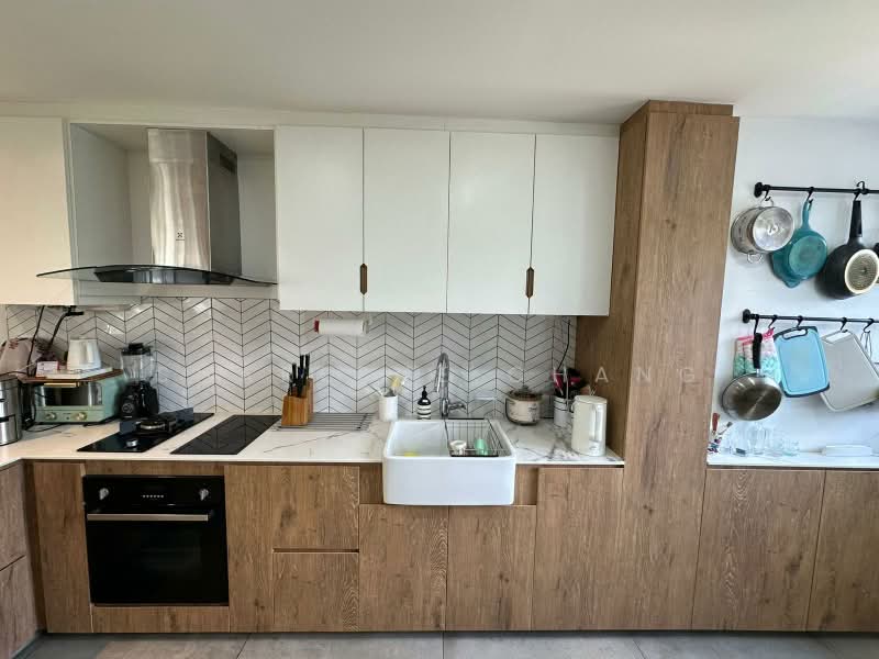 236 Lorong 1 Toa Payoh, 236 Lorong 1 Toa Payoh, 3 Bedrooms, 1,625 sqft, HDB Flat For Sale, by Sharlene Chang, 500228758 - Kitchen - PropertyGuru.com.sg