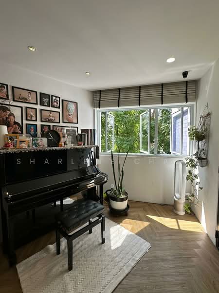 236 Lorong 1 Toa Payoh, 236 Lorong 1 Toa Payoh, 3 Bedrooms, 1,625 sqft, HDB Flat For Sale, by Sharlene Chang, 500228758 - Study - PropertyGuru.com.sg