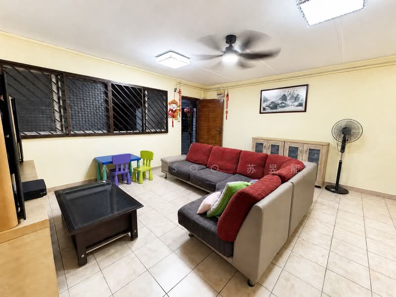 126 Pending Road, 126 Pending Road, 3 Bedrooms, 1,109 sqft, HDB Flat For Sale, by Zane Soo 苏昱能, 500228760 - Living Room - PropertyGuru.com.sg