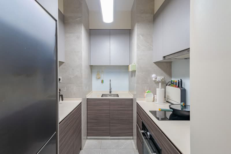 Stirling Residences, 23 Stirling Road, 2 Bedrooms, 624 sqft, Condominium For Sale, by Jemaine Ng, 500228769 - Kitchen - PropertyGuru.com.sg