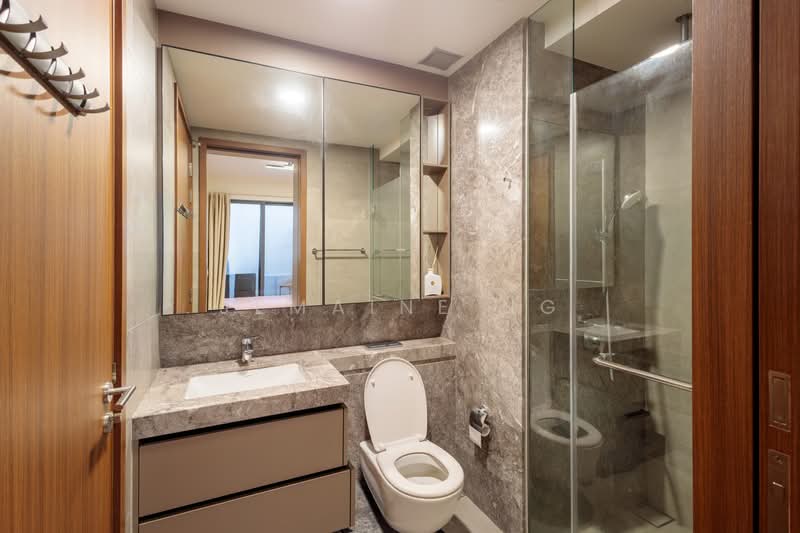 Stirling Residences, 23 Stirling Road, 2 Bedrooms, 624 sqft, Condominium For Sale, by Jemaine Ng, 500228769 - Bathroom - PropertyGuru.com.sg