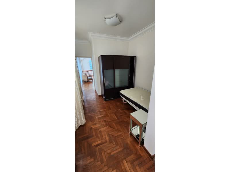 Eastwood road, Eastwood road, 4 Bedrooms, 3,490 sqft, Semi-Detached House For Rent, by May Lee, 500228771 - PropertyGuru.com.sg