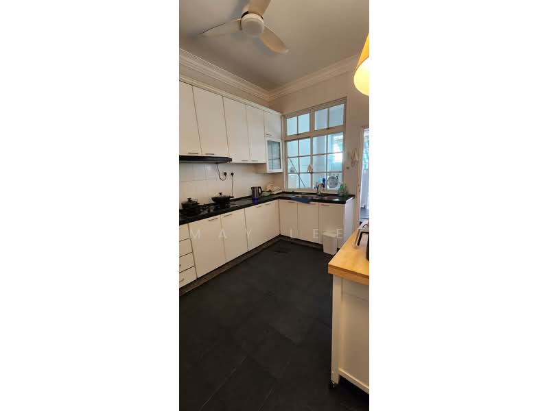 Eastwood road, Eastwood road, 4 Bedrooms, 3,490 sqft, Semi-Detached House For Rent, by May Lee, 500228771 - PropertyGuru.com.sg
