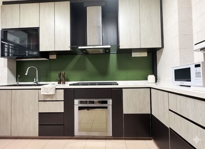 484 Segar Road, 484 Segar Road, 4 Bedrooms, 1,377 sqft, HDB Flat For Sale, by Maisie Wong, 500228779 - Kitchen - PropertyGuru.com.sg