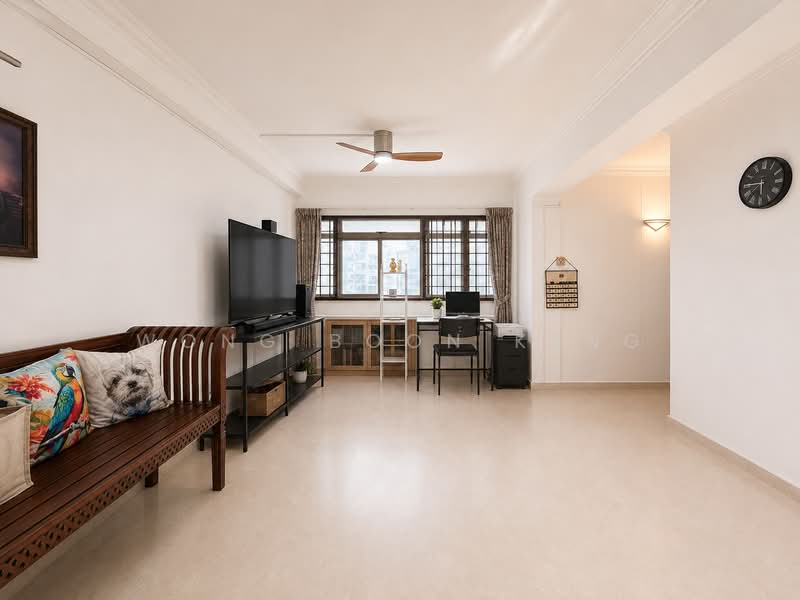 30 Holland Close, 30 Holland Close, 3 Bedrooms, 1,130 sqft, HDB Flat For Sale, by Wong Boon Keng, 500228780 - Living Room - PropertyGuru.com.sg