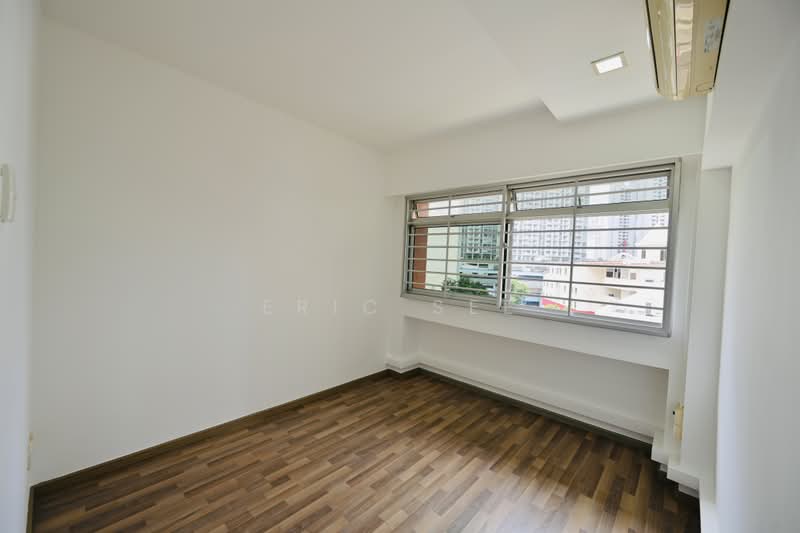 145 Mei Ling Street, 145 Mei Ling Street, 3 Bedrooms, 1,356 sqft, HDB Flat For Sale, by Eric See, 500228788 - Bedroom 1 - PropertyGuru.com.sg