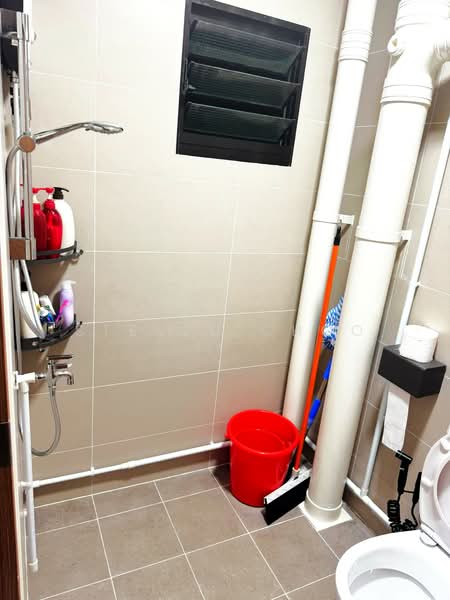 11 Pine Close, 11 Pine Close, Room Rental, 120 sqft, HDB Flat For Rent, by Steven Choo, 500228806 - Bathroom - PropertyGuru.com.sg