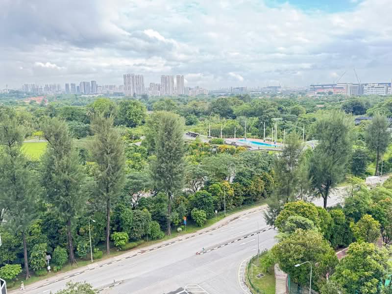 Lake Life, 10 Tao Ching Road, Boon Lay / Jurong / Tuas, 3 Bedrooms, 1,087 sqft, Executive Condominium For Sale, by Vanessa Duan, 500228809 - Exterior - PropertyGuru.com.sg