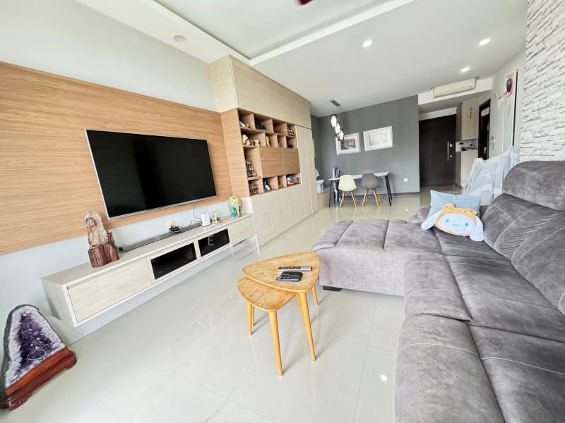 Lake Life, 10 Tao Ching Road, Boon Lay / Jurong / Tuas, 3 Bedrooms, 1,087 sqft, Executive Condominium For Sale, by Vanessa Duan, 500228809 - Living Room - PropertyGuru.com.sg