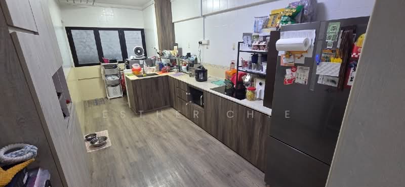 164 Bukit Batok Street 11, 164 Bukit Batok Street 11, 2 Bedrooms, 786 sqft, HDB Flat For Sale, by Esther Chye, 500228811 - PropertyGuru.com.sg