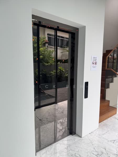 Serangoon Brand new Semi D!, , 6 Bedrooms, 7,000 sqft, Semi-Detached House For Sale, by Nick Beh, 500228814 - Entrance - PropertyGuru.com.sg