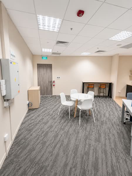 Plus, 20 Cecil Street, 1,341 sqft, Office For Rent, by Eve Lim, 500228822 - Interior - CommercialGuru.com.sg
