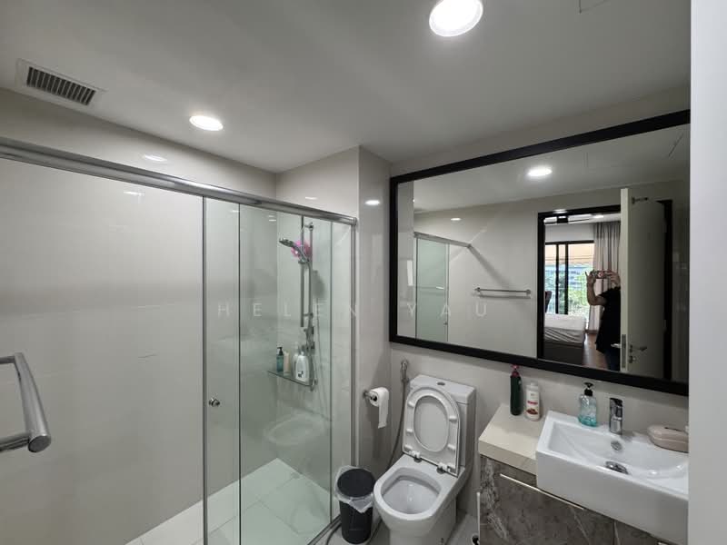 The Interlace, 212 Depot Road, 4 Bedrooms, 4,252 sqft, Condominium For Sale, by Helen Yau, 500228839 - Bathroom - PropertyGuru.com.sg
