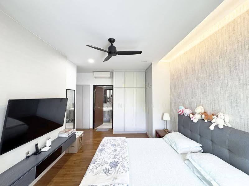 The Interlace, 212 Depot Road, Harbourfront / Telok Blangah, 4 Bedrooms, 4,252 sqft, Condominium For Sale, by Helen Yau, 500228839 - Bedroom - PropertyGuru.com.sg