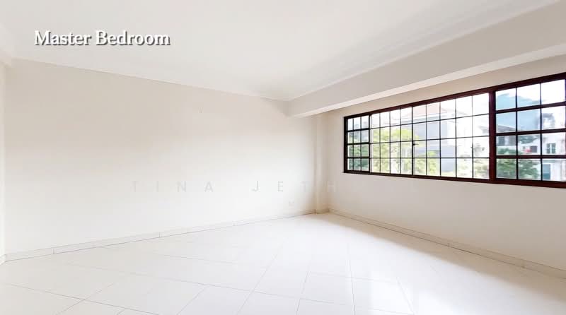 Parkstone Road, Parkstone Road / Goodman Road / Crescent Road / Bournemouth Road / Wilkinson Road / Branksome Road / Boscombe Road, 5 Bedrooms, 3,001 sqft, Semi-Detached House For Sale, by Tina Jethmal, 500228853 - Master Bedroom - PropertyGuru.com.sg