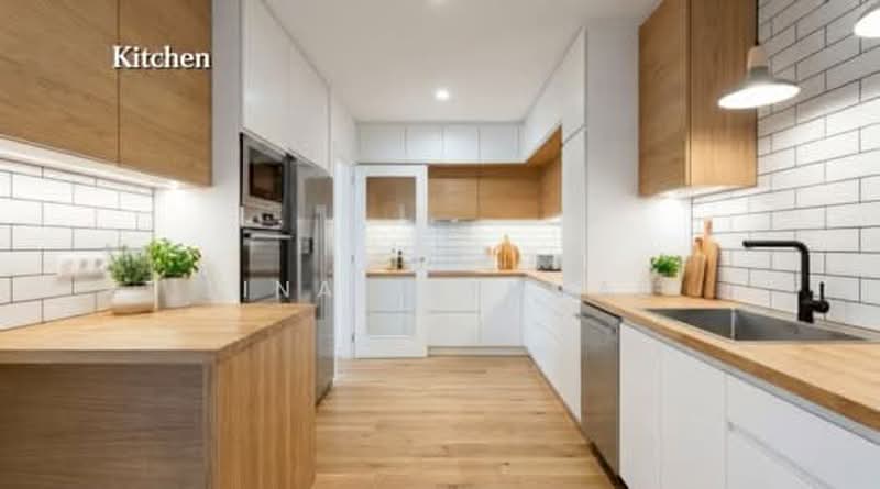 Parkstone Road, Parkstone Road / Goodman Road / Crescent Road / Bournemouth Road / Wilkinson Road / Branksome Road / Boscombe Road, 5 Bedrooms, 3,001 sqft, Semi-Detached House For Sale, by Tina Jethmal, 500228853 - Kitchen - PropertyGuru.com.sg
