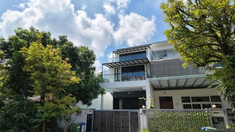 Renovated Semi-D for Rent At Hemsley Avenue, Hemsley Avenue, Kingswear Avenue, Huddington Avenue, 6 Bedrooms, 5,000 sqft, Semi-Detached House For Rent, by Travis Seah, 500228858 - Exterior - PropertyGuru.com.sg
