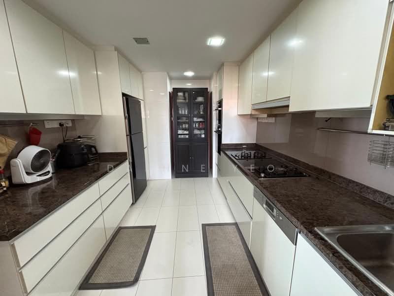 Aspen Heights, 261 River Valley Road, 4 Bedrooms, 1,582 sqft, Condominium For Sale, by Daphne Yeo, 500228859 - Kitchen - PropertyGuru.com.sg