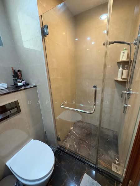Aspen Heights, 261 River Valley Road, 4 Bedrooms, 1,582 sqft, Condominium For Sale, by Daphne Yeo, 500228859 - Bathroom - PropertyGuru.com.sg